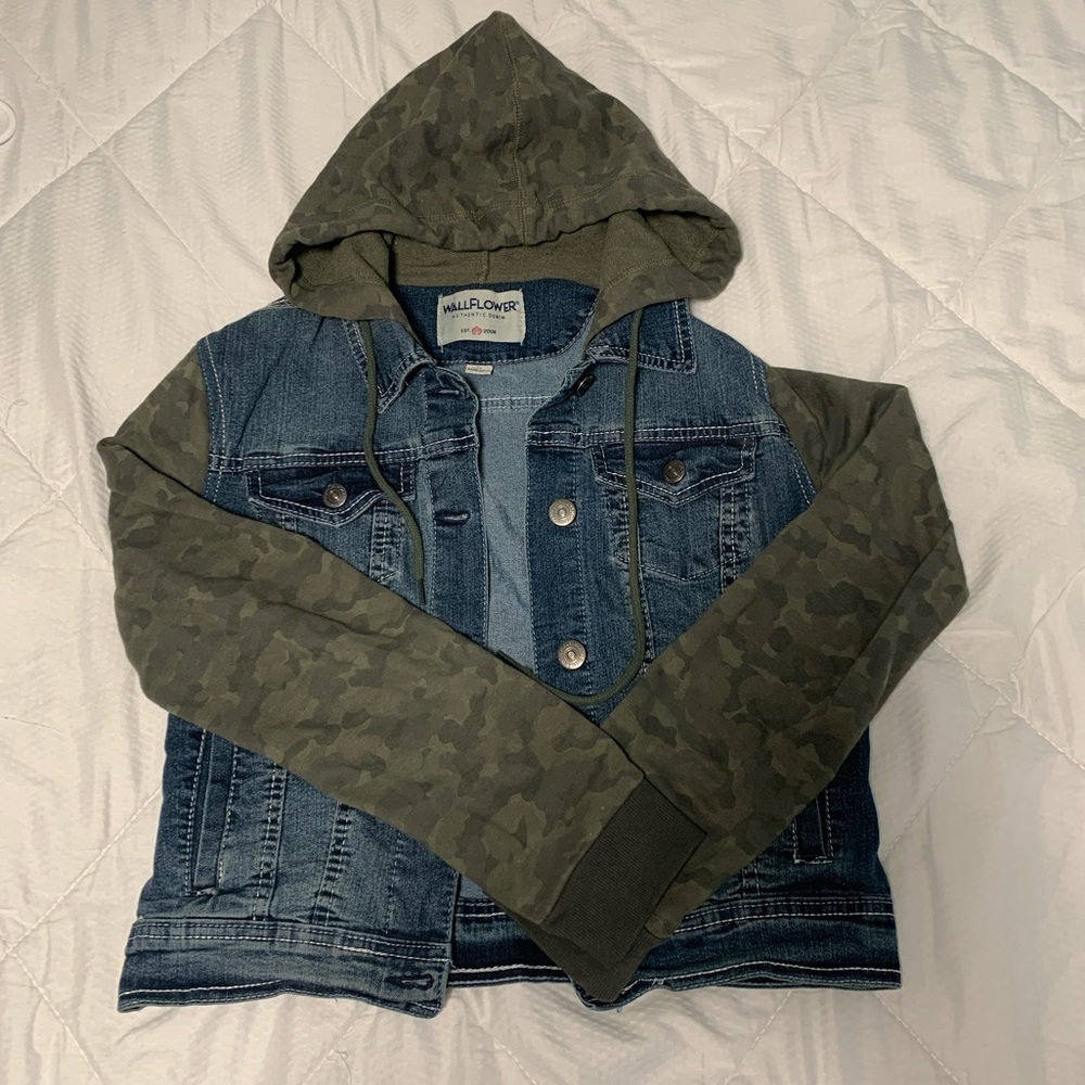 Demin camo jacket button up